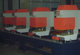 廠家直銷高質(zhì)量彩色塑窗無(wú)縫焊接機(jī)——支持混批，來(lái)電咨詢價(jià)格、廠家及圖片